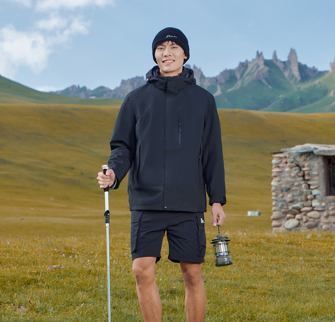 不得了！户外运动三合一冲锋衣活动服装印字厂家大揭秘！