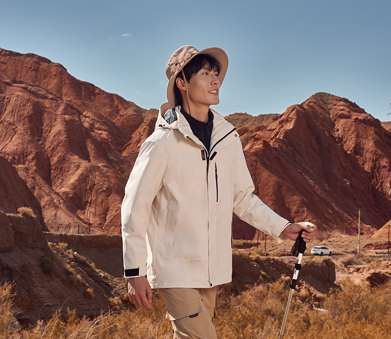 千万不能错过！这款三合一冲锋衣加工价格竟如此震撼！