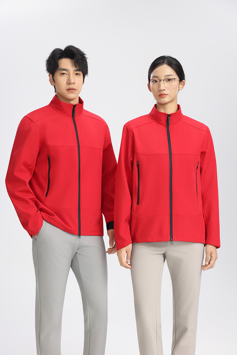 濮阳冬季加厚冲锋衣批量定制，最少50件起订！